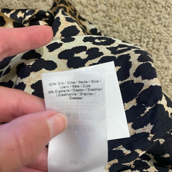 Ganni Women’s Leopard Printed Silk Wrap Dress Tan & Brown Size 36 Maxi - Picture 9 of 12